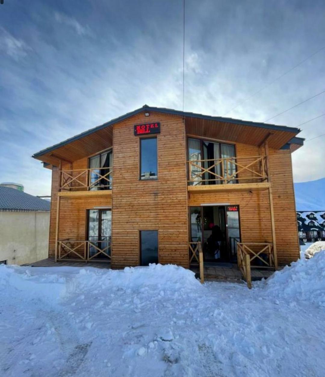Hotel Sunny Hill Gudauri Esterno foto